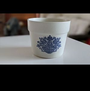 Vintage Pfaltzgraff Yorktowne FTD Flower